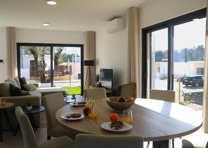 Casa Da Lagoa - By Sch * Foz do Arelho