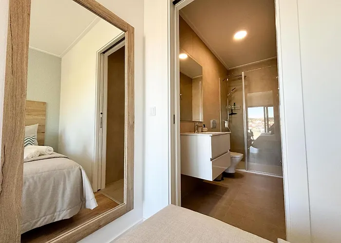 Casa Da Lagoa - By Sch *