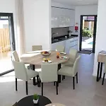 Casa Da Lagoa - By Sch Villa *