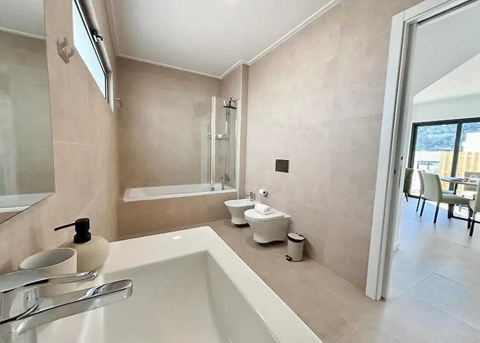 Casa Da Lagoa - By Sch * Foz do Arelho